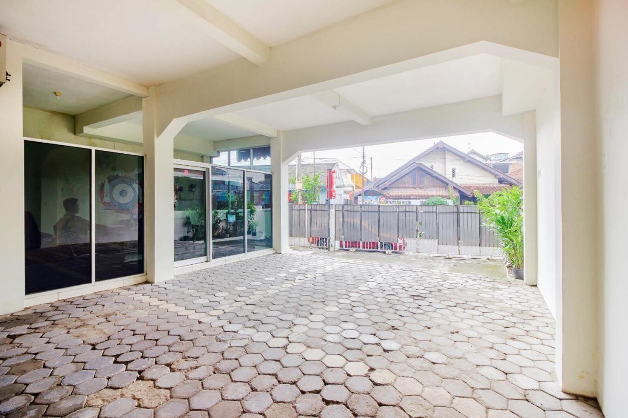Hotel Oyo 3083 D Kost 3 Syariah Yogyakarta Esterno foto
