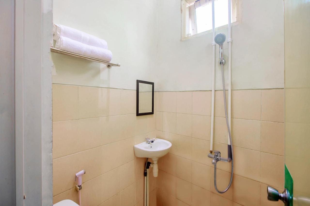 Hotel Oyo 3083 D Kost 3 Syariah Yogyakarta Esterno foto