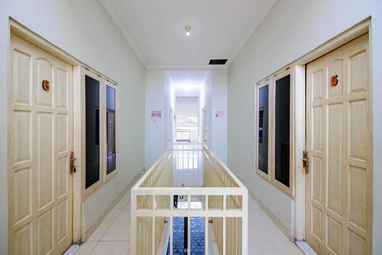 Hotel Oyo 3083 D Kost 3 Syariah Yogyakarta Esterno foto