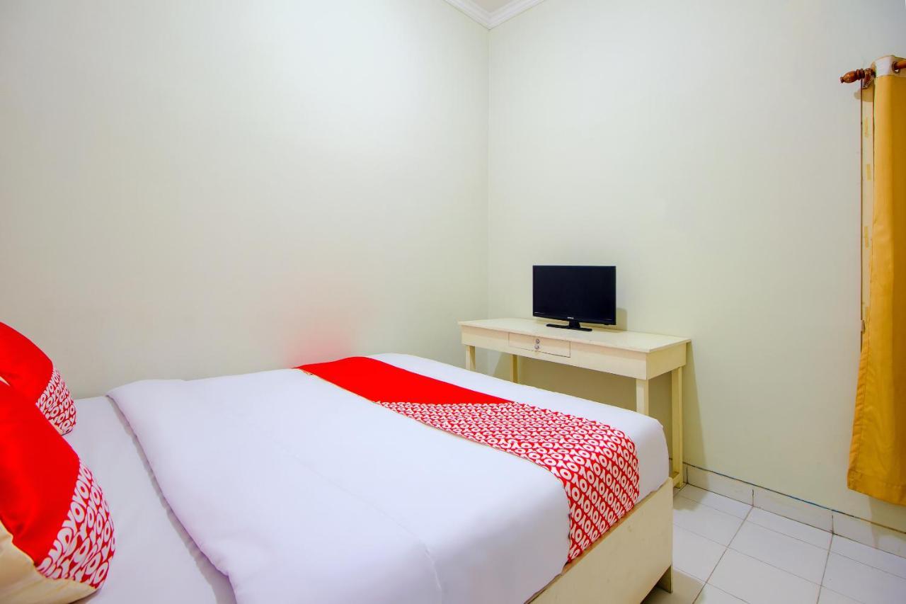 Hotel Oyo 3083 D Kost 3 Syariah Yogyakarta Esterno foto